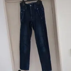 Item thumbnail for item 7b881258-55a9-447b-bddd-8bcc2a9b1744