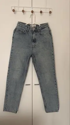 スリムフィットデニムパンツ ライトブルー
