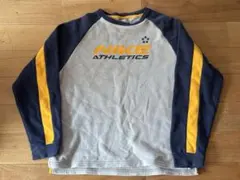 Nike キッズ　スウェット