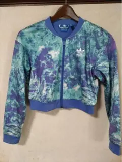 adidas クロップドジャケット マルチカラー