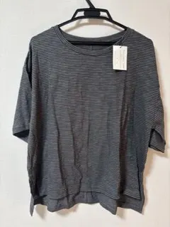 タグ付き　新品未使用　グレー ボーダー　半袖　Tシャツ　春夏　透け感