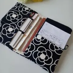 カメリア柄　お薬手帳ケース　通帳ケース　母子手帳ケース　ハンドメイド