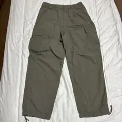 ユニクロ U ワイドフィットパラシュートカーゴパンツ オリーブ サイズ M