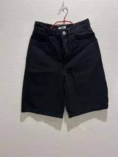 UNIQLO ブラックデニム ハーフパンツ サイズ:24
