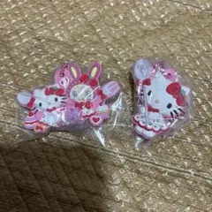 ハローキティ　メゾピアノ　カプセルラバーマスコット　2こセット