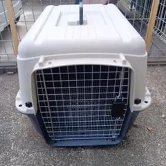 Item thumbnail for item c4bcc3c3-afc4-42dd-a1b4-eaa08956f3b2