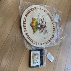 Curious Little Monkey2点セット