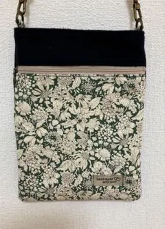 ハンドメイド　サコッシュ
