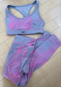 Reebok ヨガウェア セットアップ グレー ピンク　Sのサムネイル
