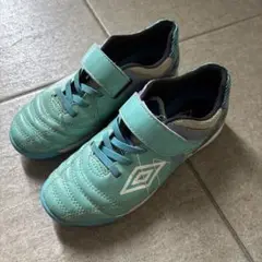 アンブロ　サッカートレーニングシューズ　20センチ　水色