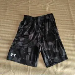 Under Armour 幾何学模様 ショーツ ブラック/グレー