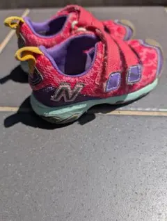 NB ニューバランス サンダル