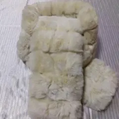 MONRAT アイボリー ファースカーフ115×12美品