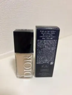 Dior フォーエヴァー スキン グロウリキッドファンデーション 0N 30mlのサムネイル