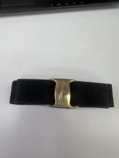 フェラガモ　ヘアバレッタ　黒