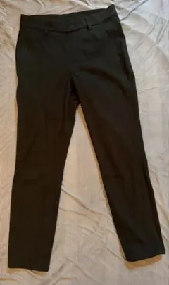 UNIQLO スキニーパンツ ブラック M