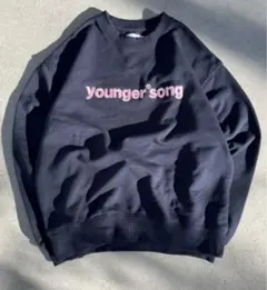 youngersong ロゴ ネイビー ピンク スウェット