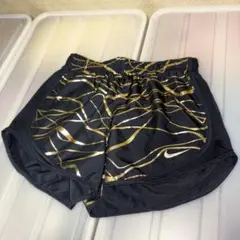NIKEランニングショートパンツ ウィメンズ　サイズM