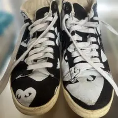 Converse×COMME des GARÇONS PLAYコラボスニーカーのサムネイル