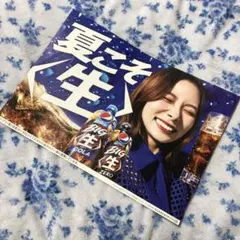 足立佳奈 サイン入りポスター 【まとめ売り】 - メルカリ