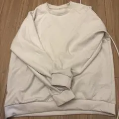 GU ホワイト クルーネック トレーナー