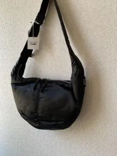 ナイロン ブラック