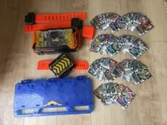 仮面ライダー ガッチャードベルト、カードケース、カード