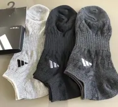 新品adidas★☆アディダスソックス 3足セット242526 スニーカー靴下