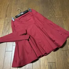 美品スカート　深赤　共布リボンベルト付