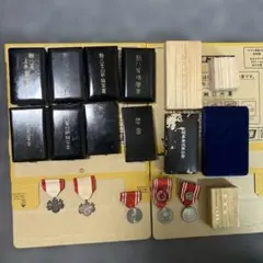 H*u様 桐葉章瑞宝章赤十字章事変従軍記章褒章 勲章 メダル まとめ売り 