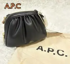 【新品】 A.P.C. NINON ドローストリングバッグ 黒のサムネイル