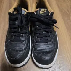 NIKE ACE レザースニーカー ブラック/ゴールド