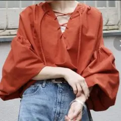 ungrid レースアップコットンボリュームブラウス