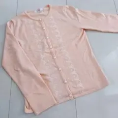 淡いサーモンピンク　レース柄カーディガン　M