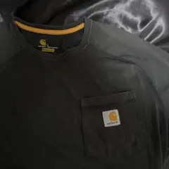 Carhartt ブラック Tシャツ ポケット付き