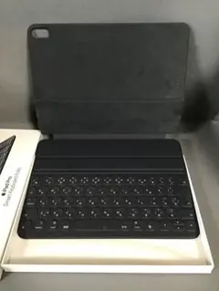 美品　iPad Pro 11インチ　スマートボート　キーボード　MU8G2J/A