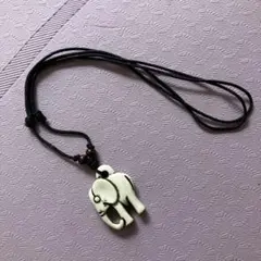 スリランカ手作り 象の形 モチーフ ペンダント 高品質複合素材 ハンドクラフト