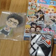 匿名配送♥鬼滅　みつめてアクリルチャーム２　悲鳴嶋行冥　ガチャ　タオル　行冥