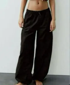 ZARA 黒　パンツ　パラシュートパンツ　ブラック