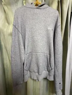 STUSSY× Champion グレーパーカー