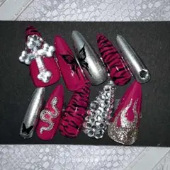 ギャル　ネイルチップ　炎　蛍光ピンク　ゼブラ　埋め尽くし　y2k 蝶々　蛇