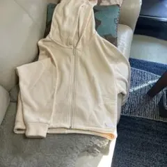 Item thumbnail for item 857e2e17-5643-432b-b82b-e7d49466d479