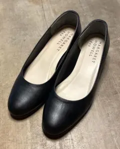 MARGARET HOWELL ブラックレザーパンプス 24