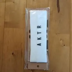 AKTR LOGO HEAD BAND CLASSIC ホワイト