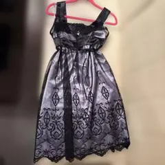 刺繍入りノースリーブドレス❤︎美品