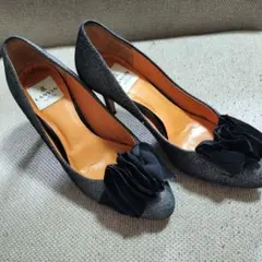 LANVIN en Bleu パンプス コサージュ付きのサムネイル