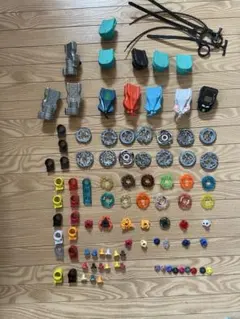 メタルファイトベイブレード　まとめ売り　パーツ63点　その他29点