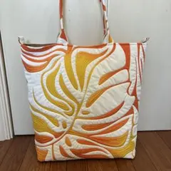 ハワイアン　ミシンキルト　トートバッグ　　大きめ