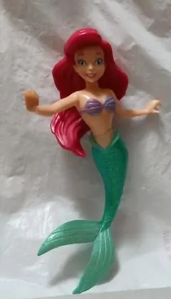 ディズニー リトルマーメイド アリエル 可動フィギュア 20cm