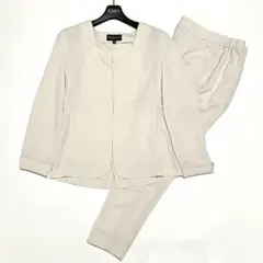 美品 INDIVI セットアップ パンツスーツ ノーカラージャケット ホワイト
